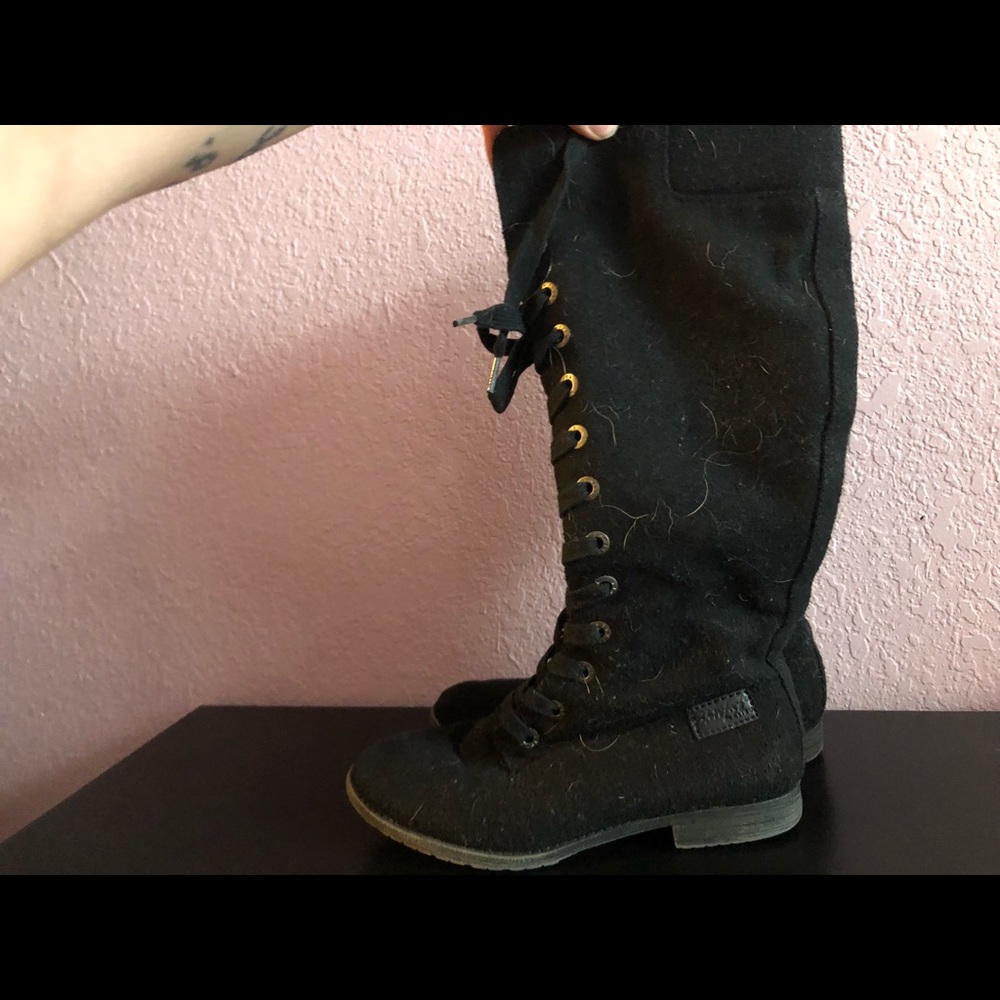 Blowfish Malibu black felt boots